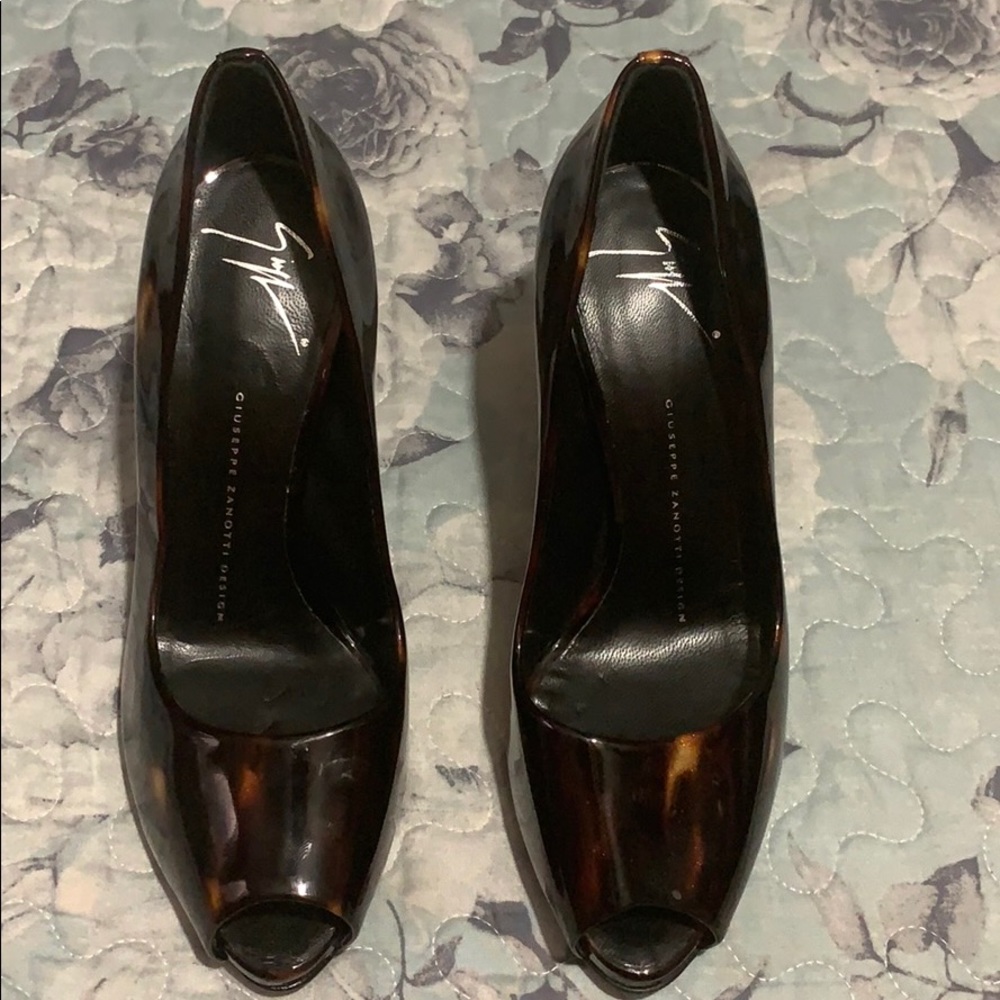 Giuseppe Zanotti Design